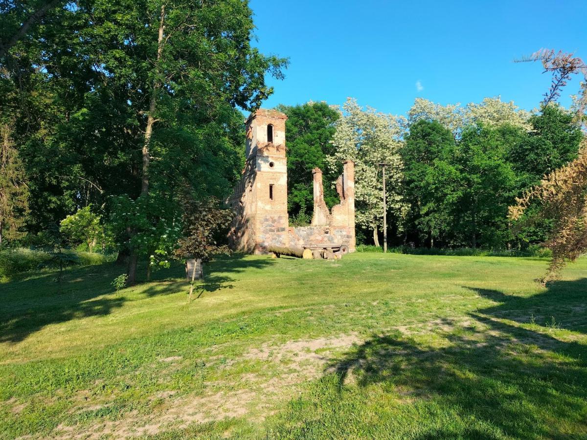 Dwor Woskrzenice Hotel Biała Podlaska Kültér fotó