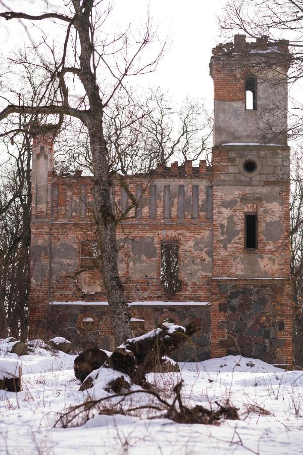 Dwor Woskrzenice Hotel Biała Podlaska Kültér fotó