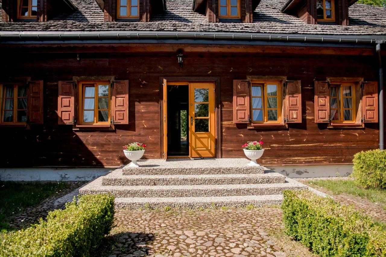 Dwor Woskrzenice Hotel Biała Podlaska Kültér fotó
