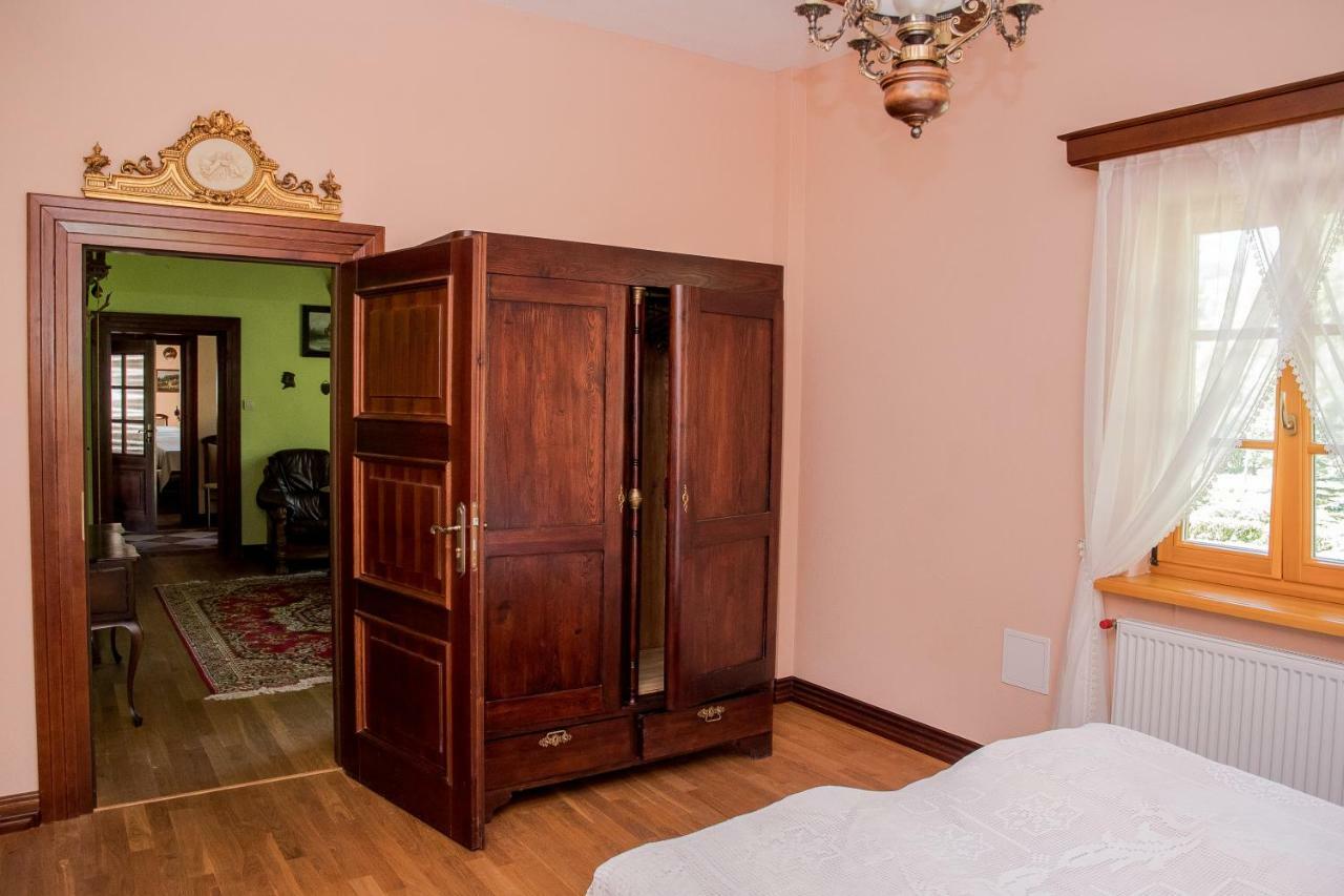 Dwor Woskrzenice Hotel Biała Podlaska Kültér fotó